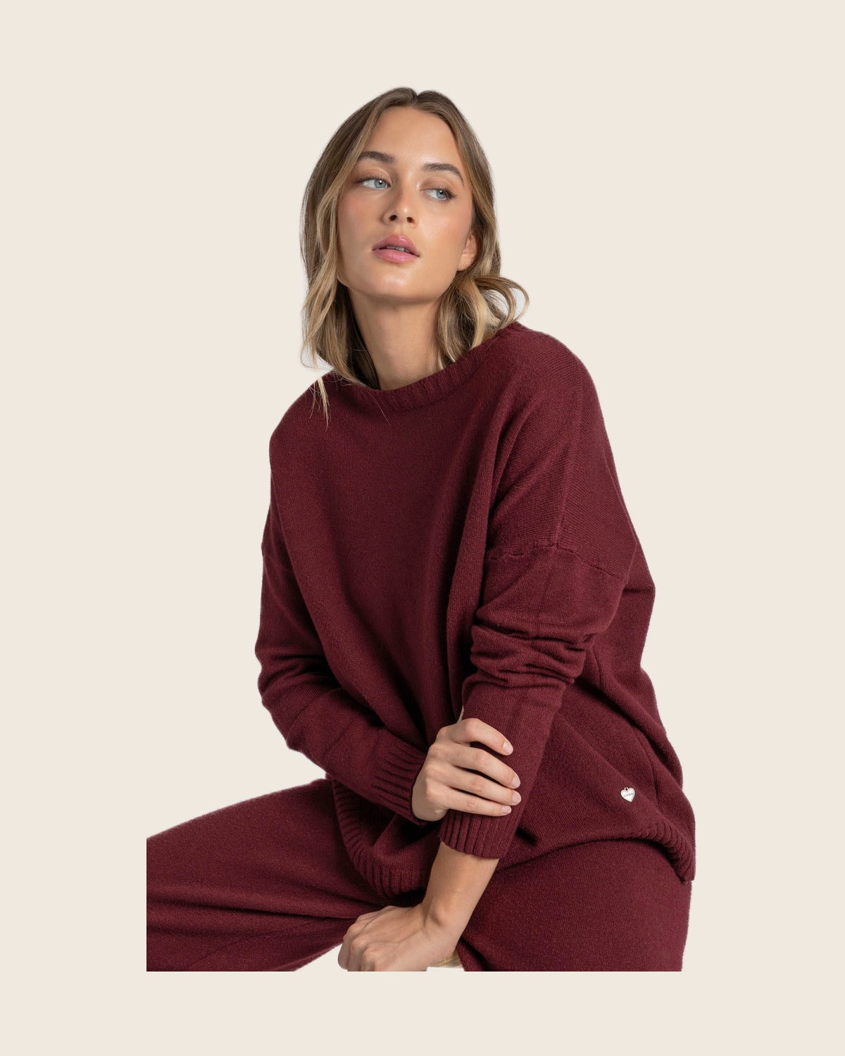 BURGUNDY / U